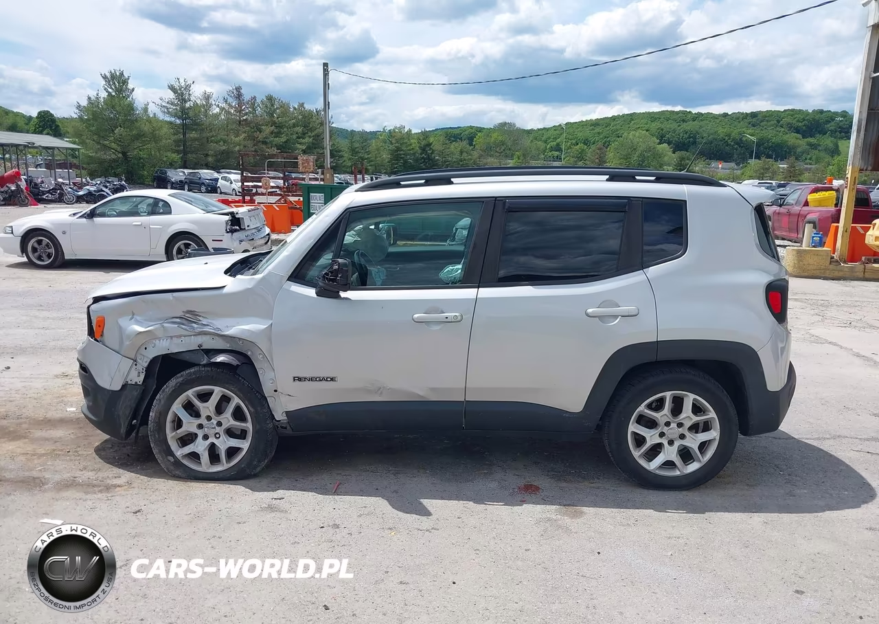 2015 Jeep Renegade Latitude VIN:ZACCJBBT0FPB65623 - 14