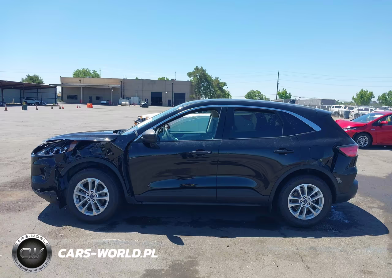 2022 Ford Escape Se VIN:1FMCU0G66NUA92108 - 14
