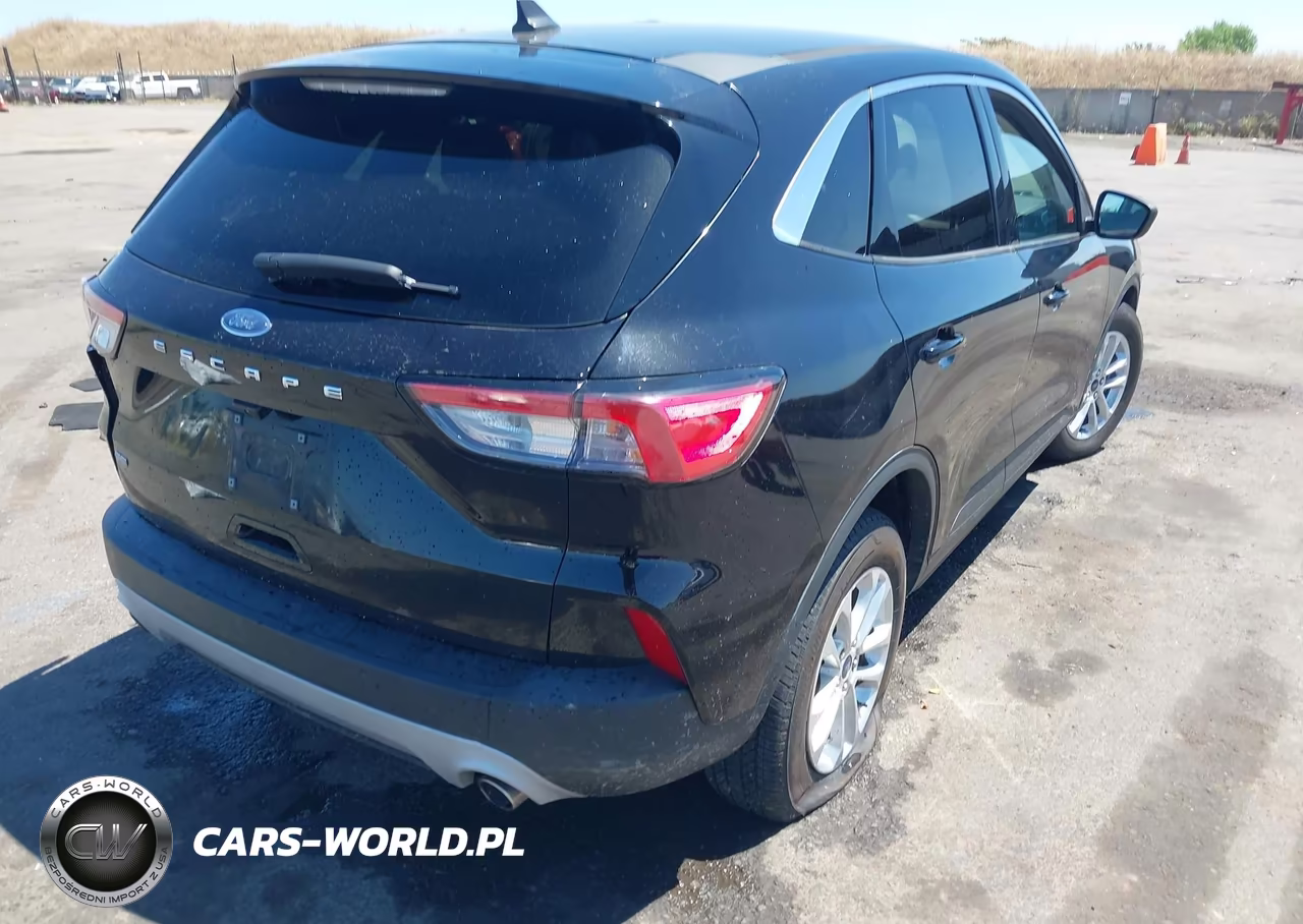 2022 Ford Escape Se VIN:1FMCU0G66NUA92108 - 4