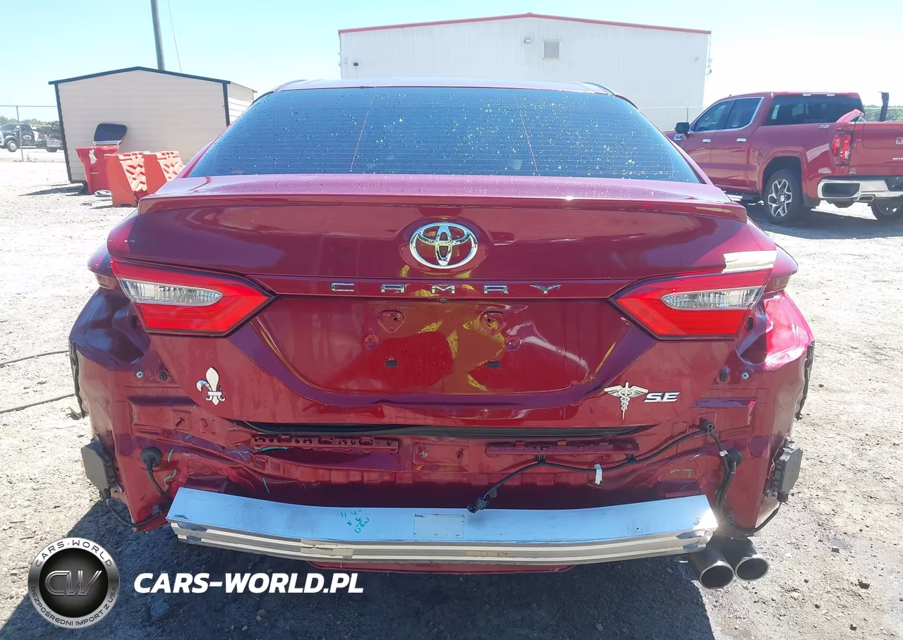 2018 Toyota Camry Se VIN:4T1B11HK7JU564767 - 17