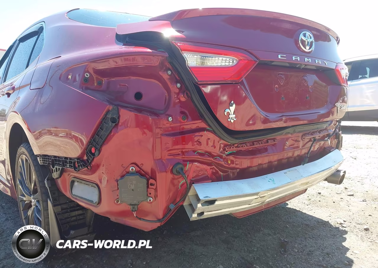 2018 Toyota Camry Se VIN:4T1B11HK7JU564767 - 18