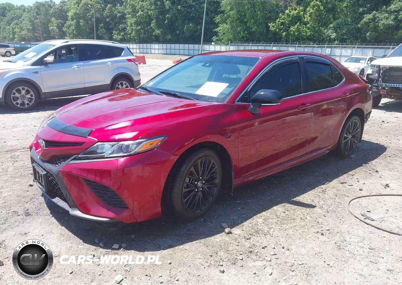 2018 Toyota Camry Se VIN:4T1B11HK7JU564767 - 2