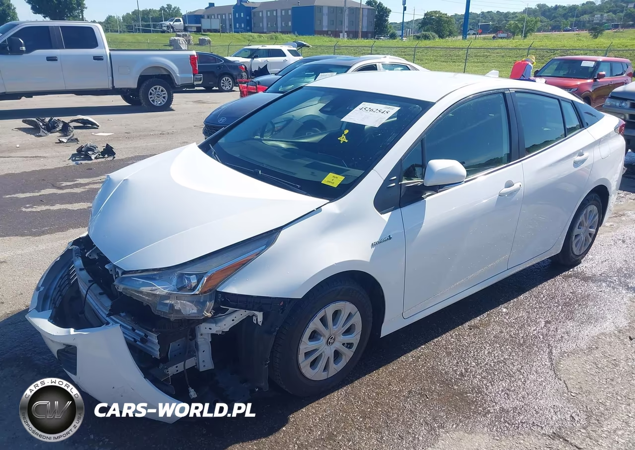 2021 Toyota Prius Le VIN:JTDKAMFU4M3149037 - 2