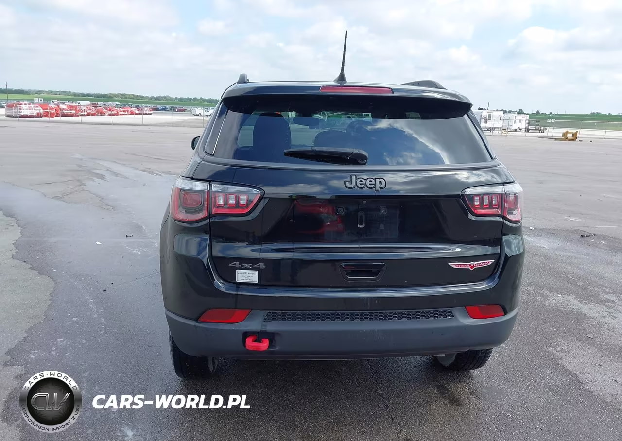 2018 Jeep Compass Trailhawk 4X4 VIN:3C4NJDDB3JT403688 - 16