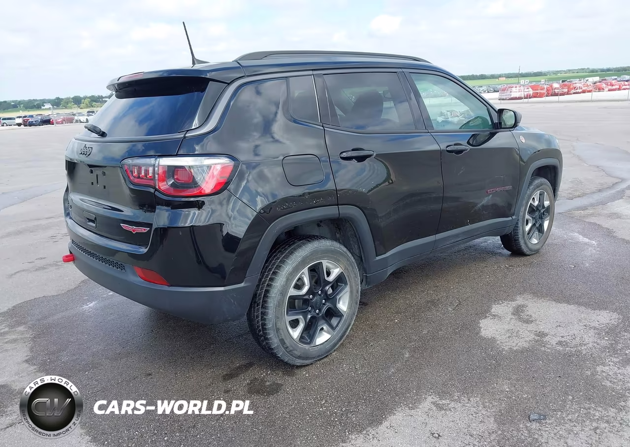 2018 Jeep Compass Trailhawk 4X4 VIN:3C4NJDDB3JT403688 - 4