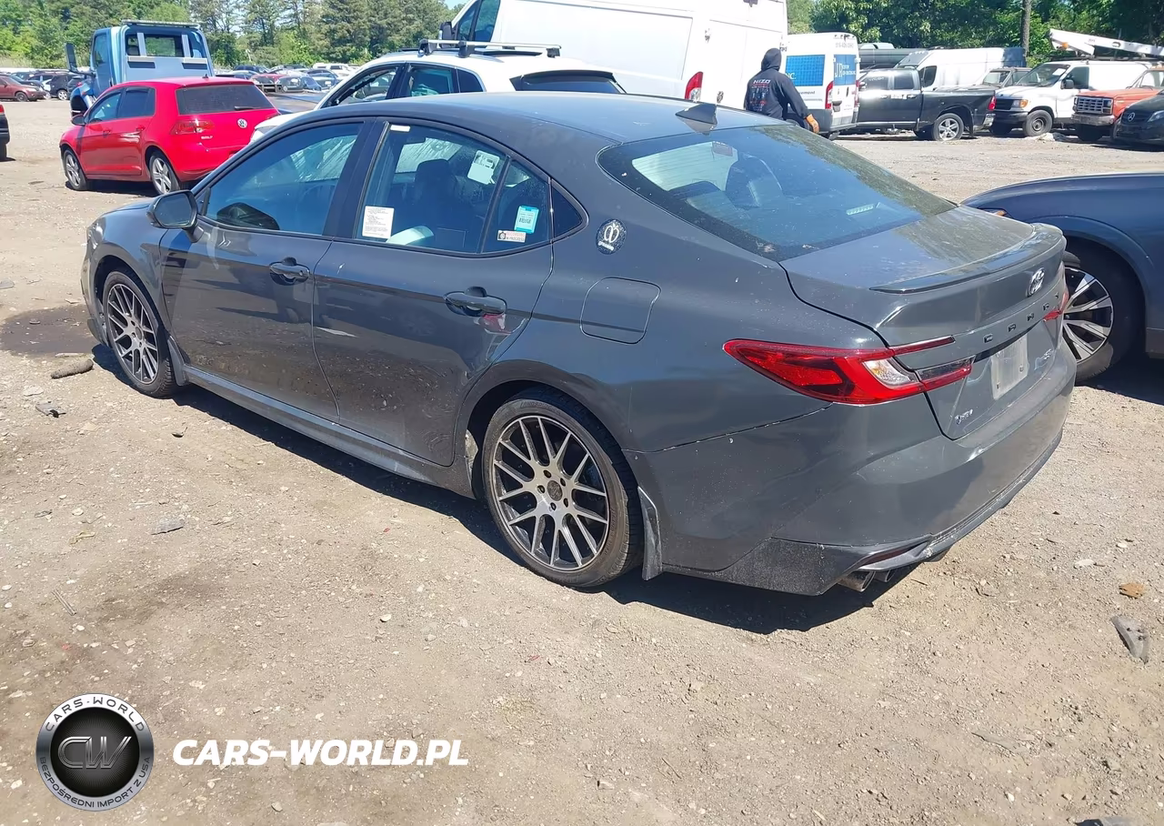 2025 Toyota Camry Se VIN:4T1DAACKXSU553909 - 3