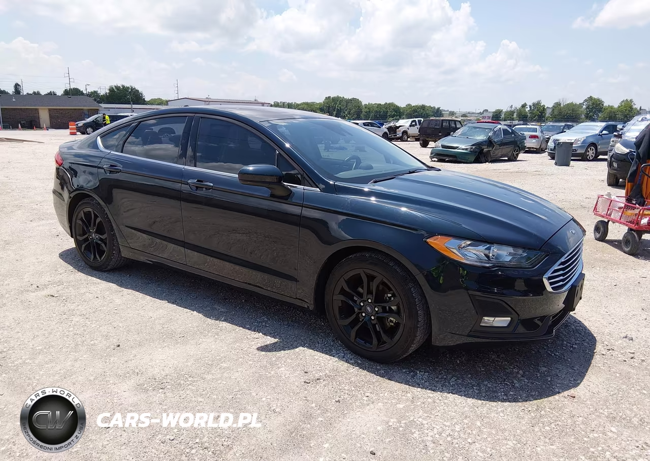 2020 Ford Fusion Se – zdjęcie 1 z 16