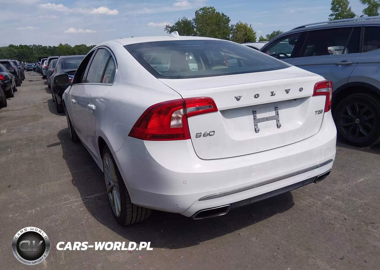 2018 Volvo S60 Inscription T5 VIN:LYV402HK7JB174011 - 3