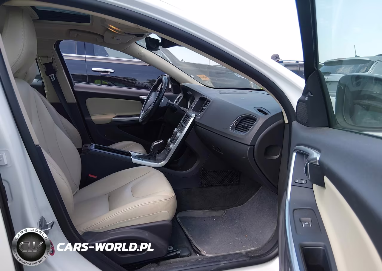2018 Volvo S60 Inscription T5 VIN:LYV402HK7JB174011 - 5