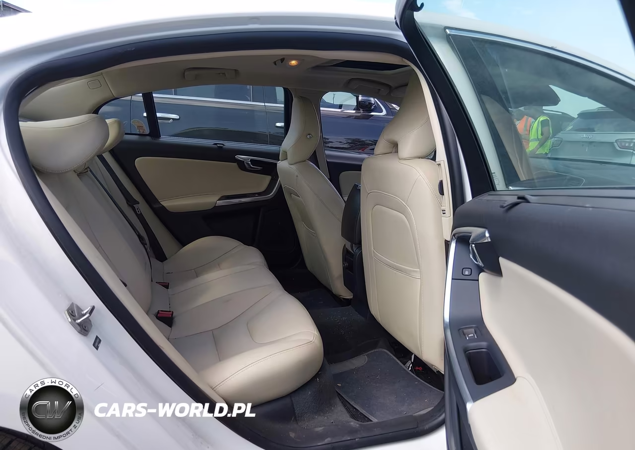 2018 Volvo S60 Inscription T5 VIN:LYV402HK7JB174011 - 8