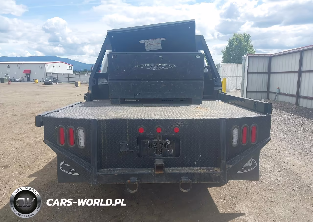 2019 Ram 1500 Rebel VIN:1C6SRFLT5KN837749 - 17