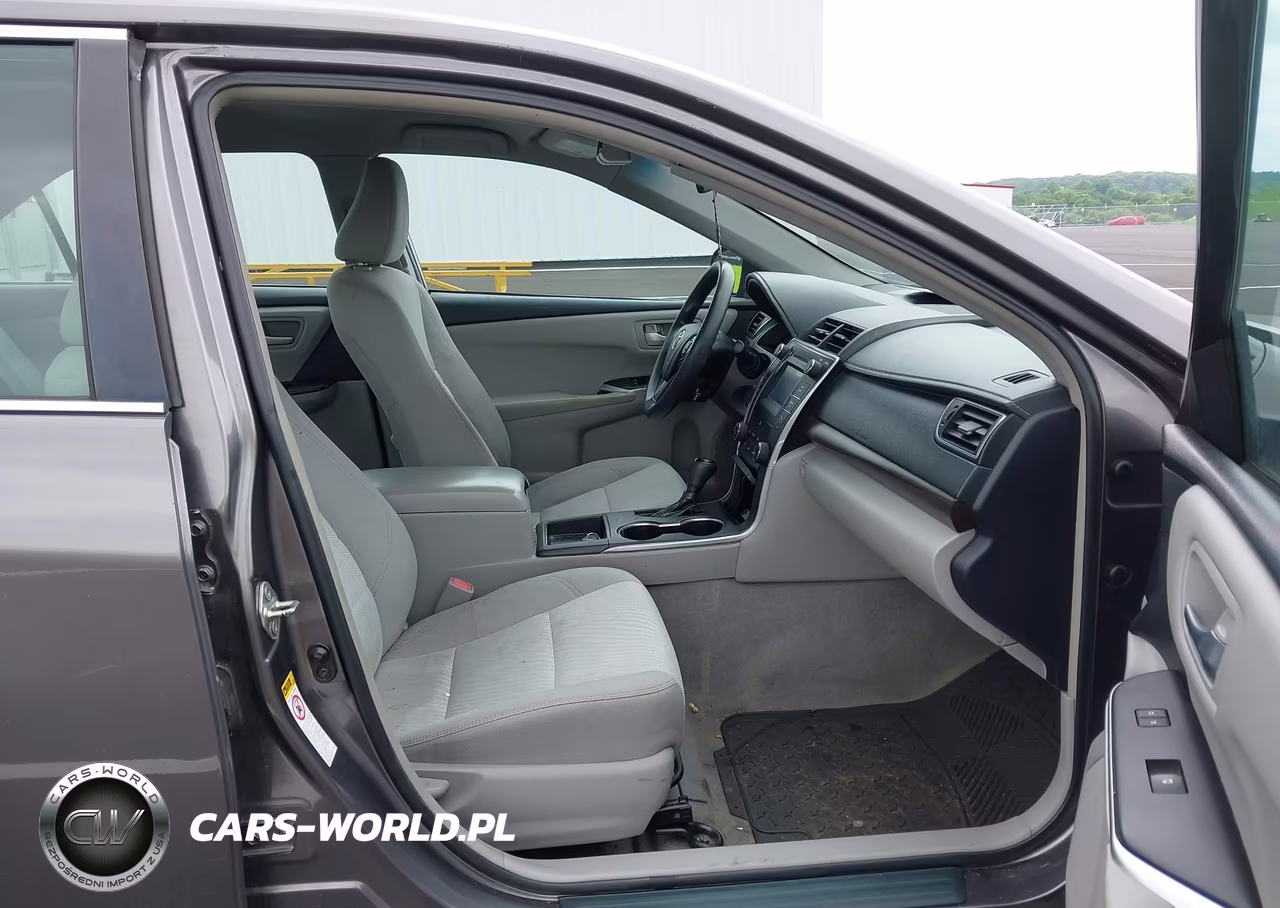 2016 Toyota Camry Le VIN:4T1BF1FK3GU203579 - 5