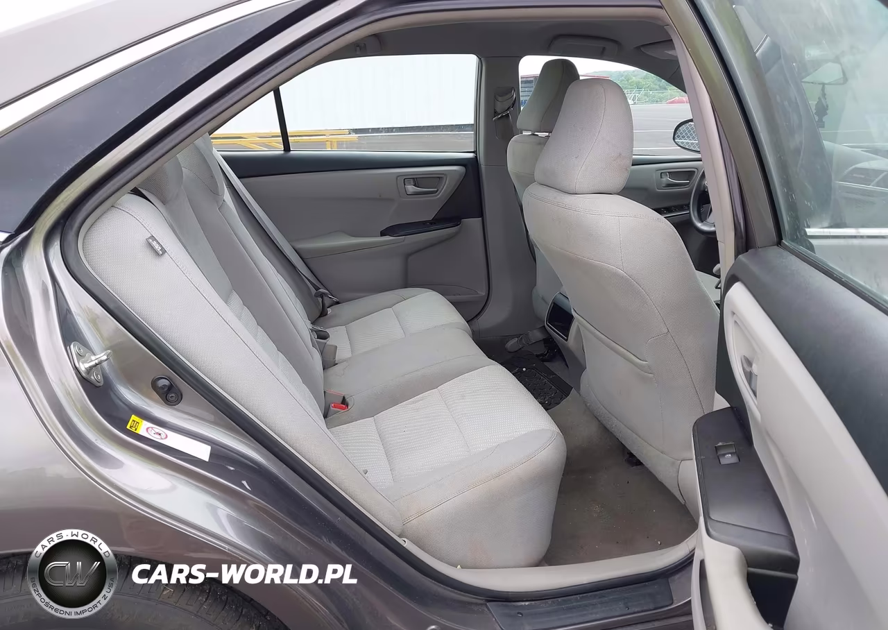 2016 Toyota Camry Le VIN:4T1BF1FK3GU203579 - 8