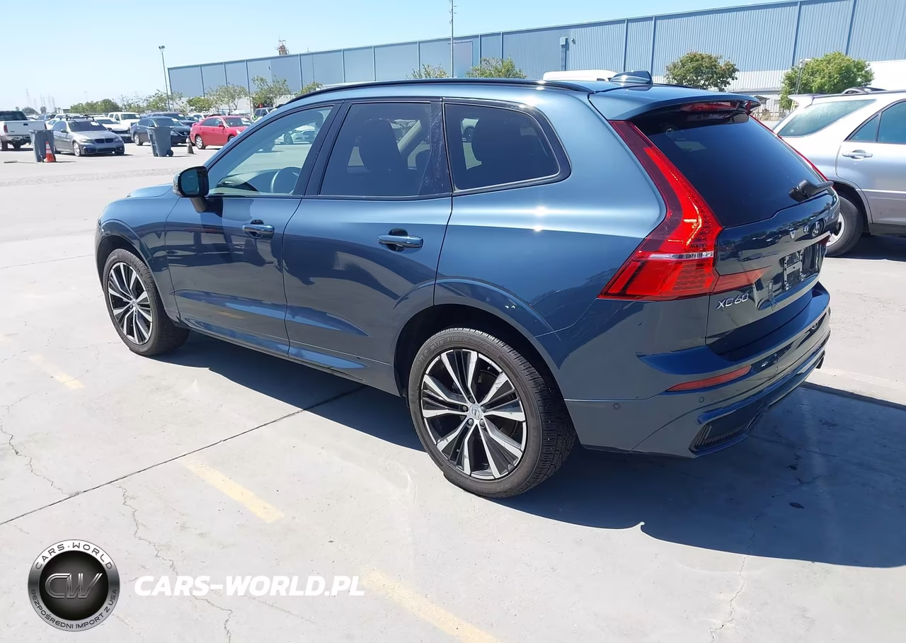2024 Volvo Xc60 B5 Ultimate Dark Theme VIN:YV4L12RM9R1835630 - 3