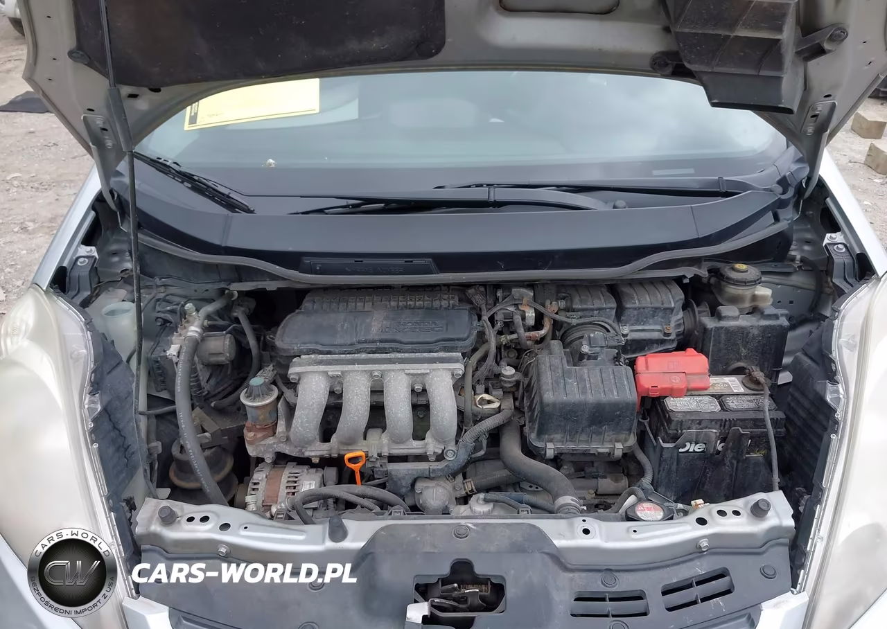 2011 Honda Fit Sport VIN:JHMGE8H55BS004775 - 10