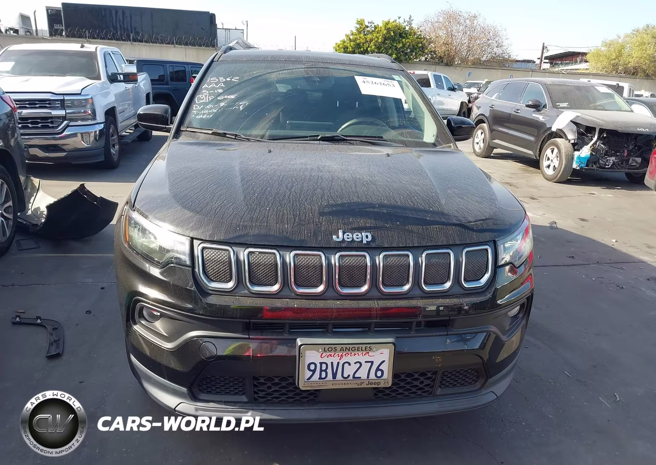 2022 Jeep Compass Latitude Lux 4X4 VIN:3C4NJDFB0NT177287 - 13