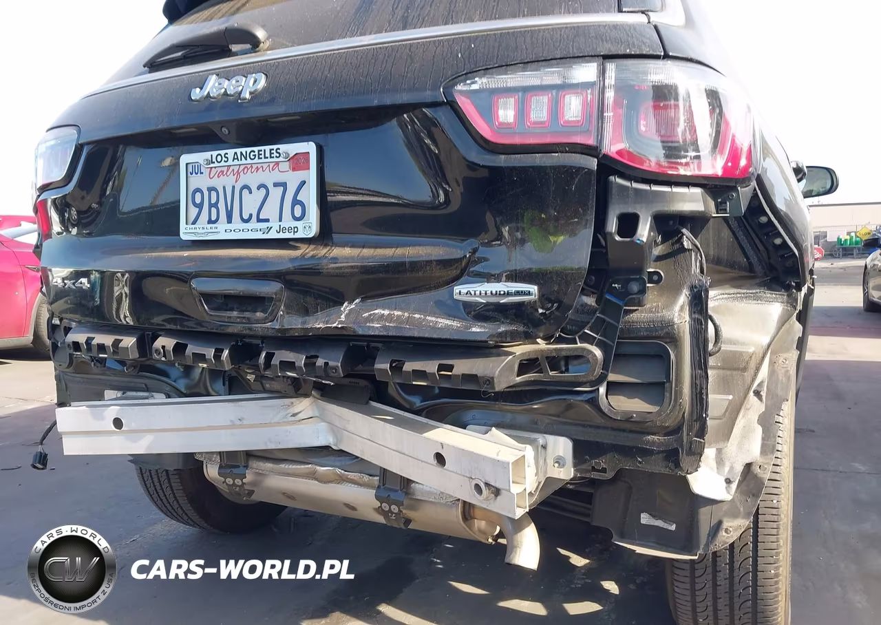 2022 Jeep Compass Latitude Lux 4X4 VIN:3C4NJDFB0NT177287 - 18
