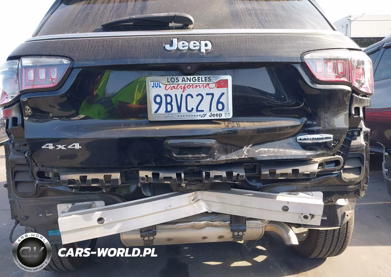 2022 Jeep Compass Latitude Lux 4X4 VIN:3C4NJDFB0NT177287 - 6