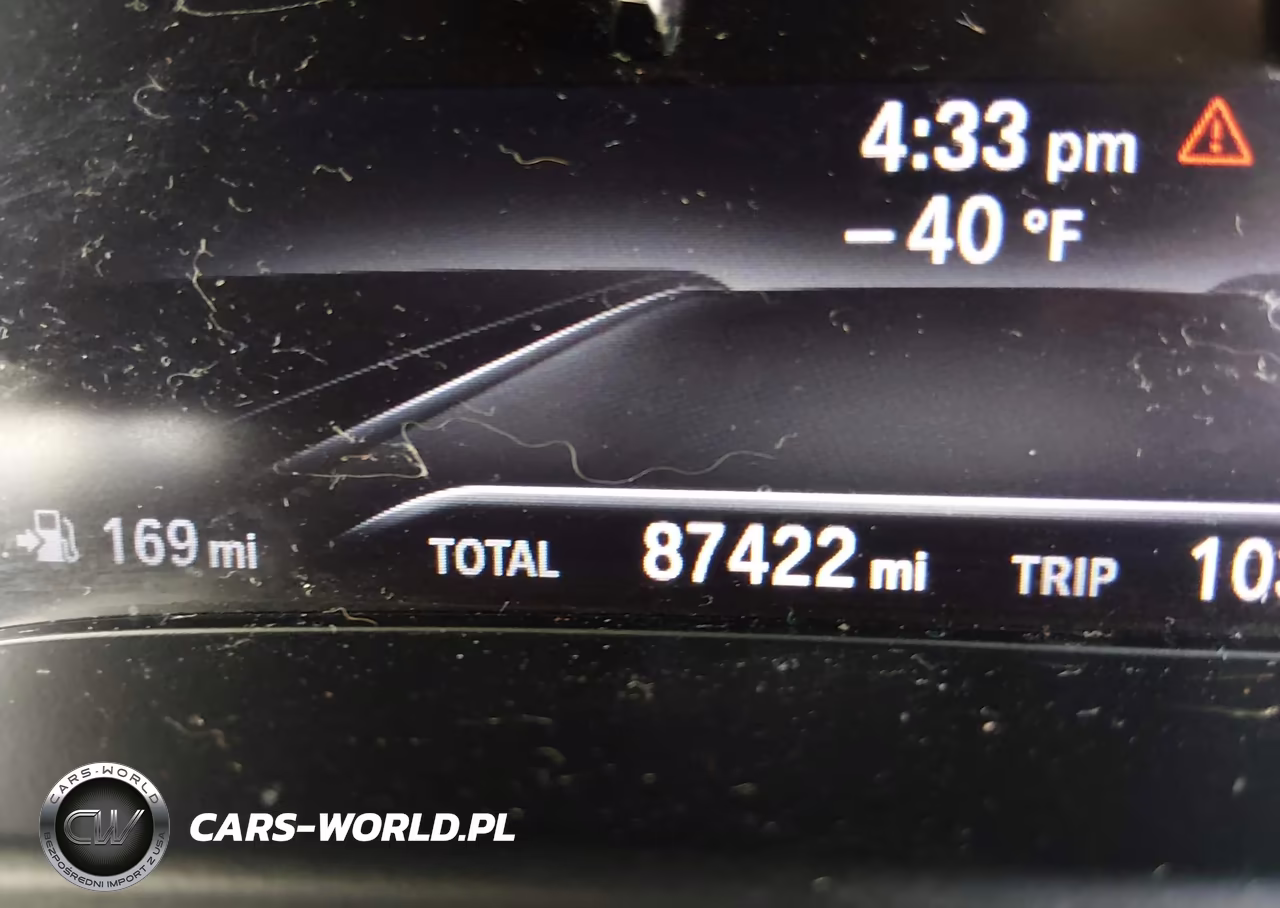 2019 BMW X3 Sdrive30I VIN:5UXTR7C53KLR49979 - 16