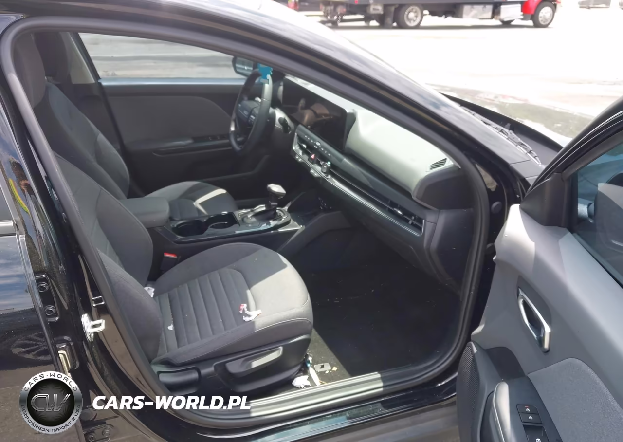 2025 Kia K4 Ex VIN:3KPFU4DE8SE006344 - 5
