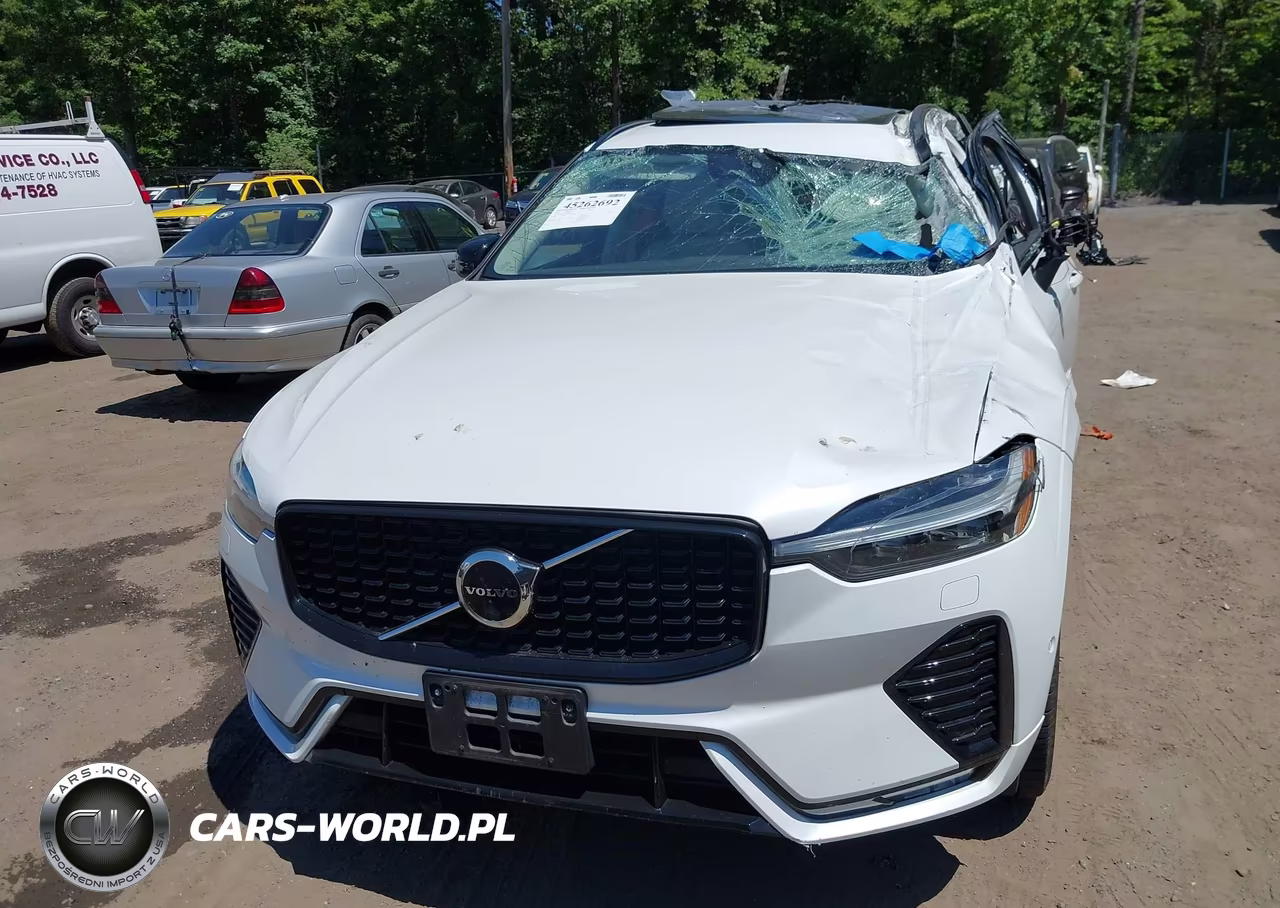 2023 Volvo Xc60 B5 Plus Dark Theme VIN:YV4L12RW9P1305768 - 12