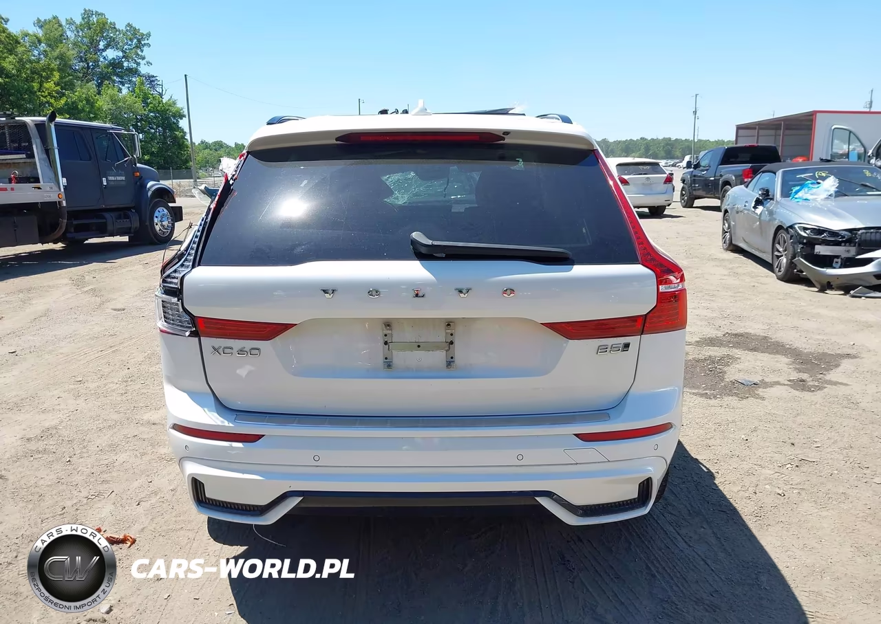 2023 Volvo Xc60 B5 Plus Dark Theme VIN:YV4L12RW9P1305768 - 16