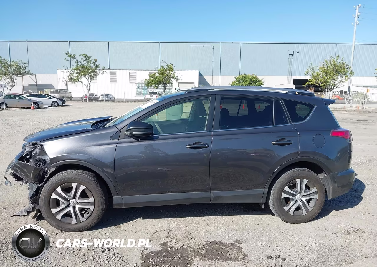 2018 Toyota Rav4 Le VIN:JTMBFREV4JD221711 - 14