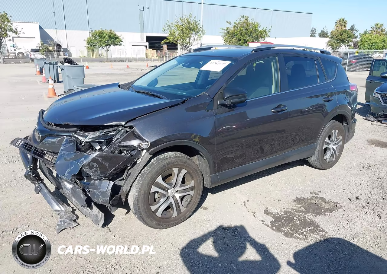2018 Toyota Rav4 Le VIN:JTMBFREV4JD221711 - 2