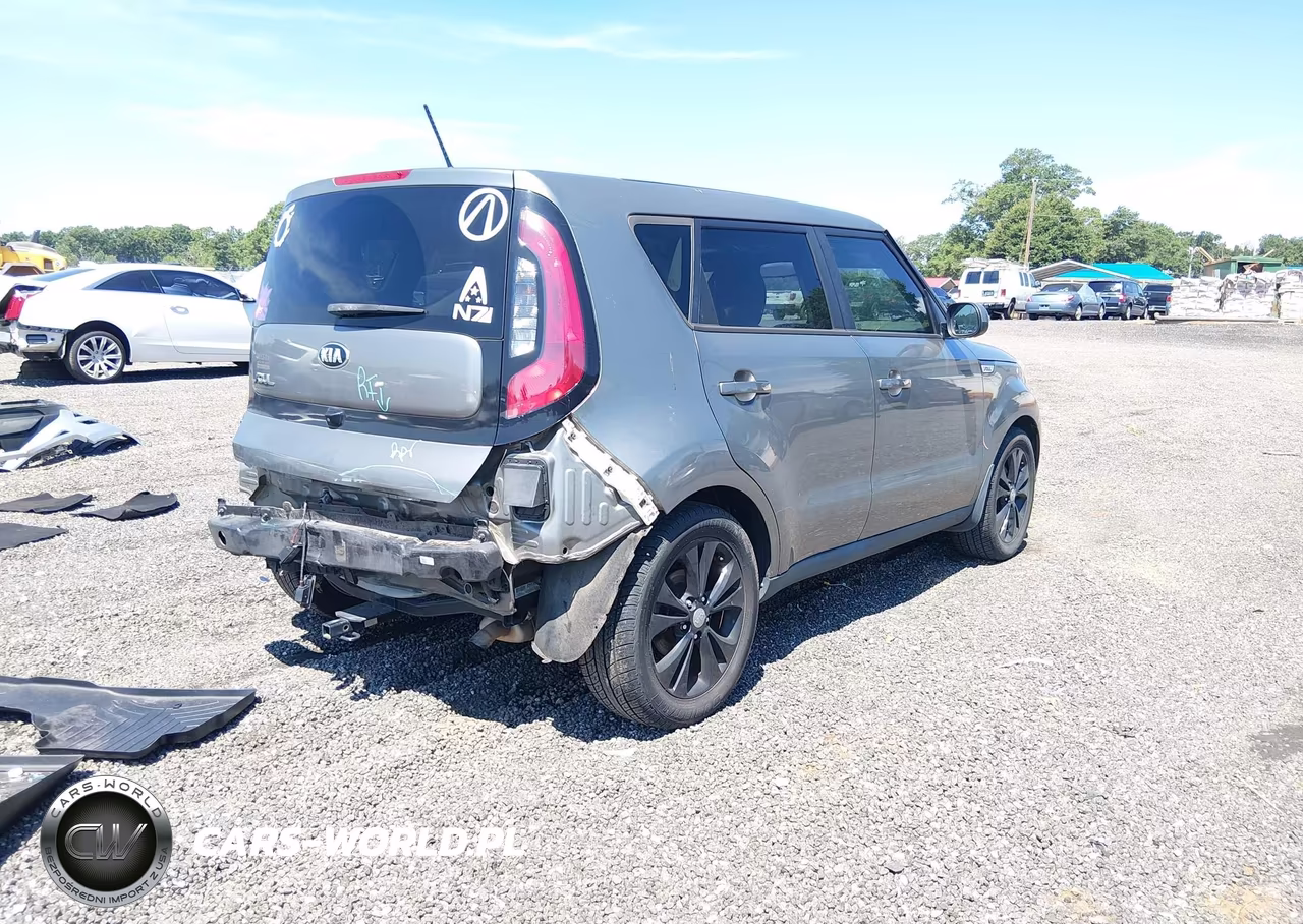 2016 Kia Soul + VIN:KNDJP3A51G7264339 - 4