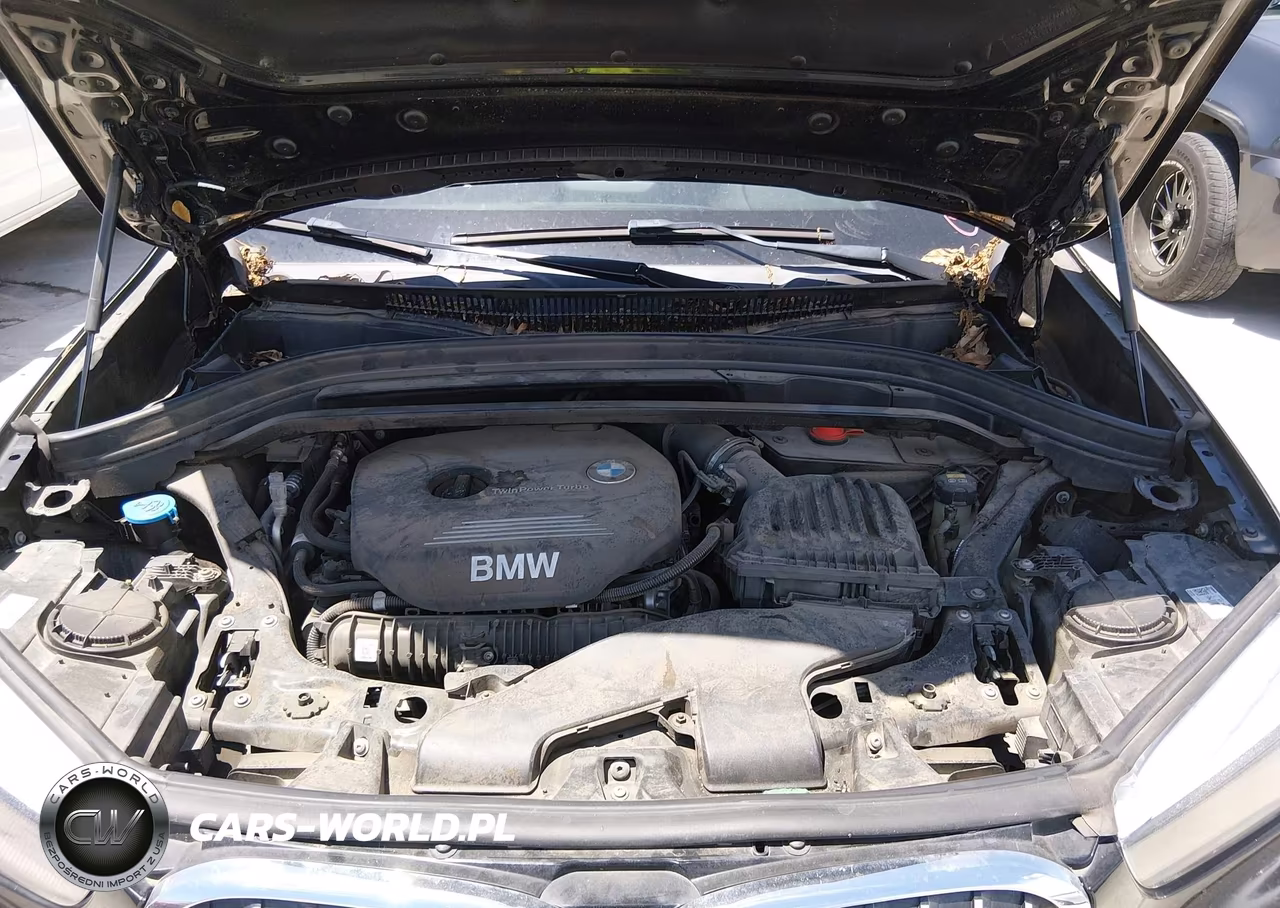 2018 BMW X1 Sdrive28I VIN:WBXHU7C37J3H44061 - 10