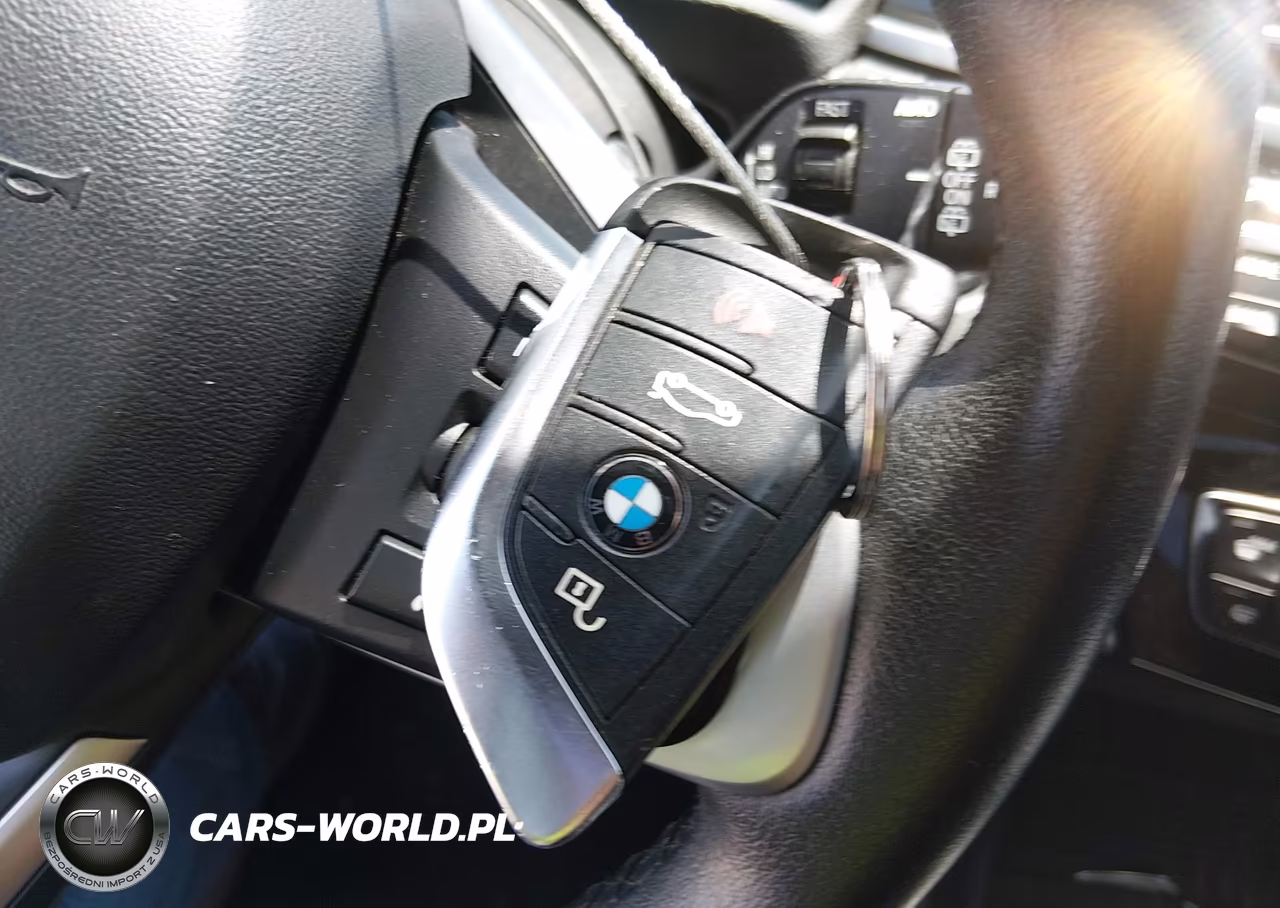 2018 BMW X1 Sdrive28I VIN:WBXHU7C37J3H44061 - 11