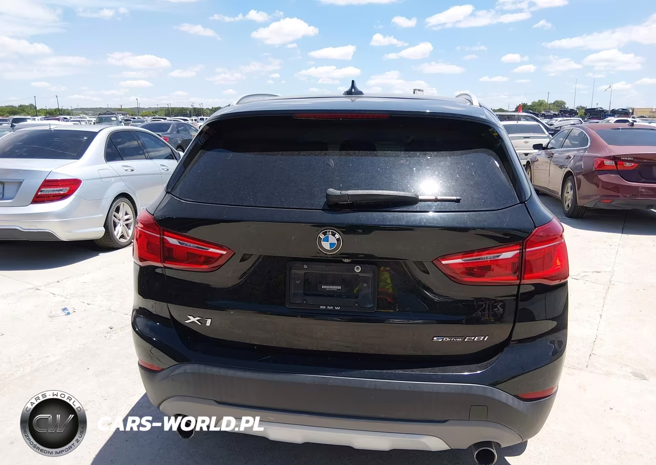 2018 BMW X1 Sdrive28I VIN:WBXHU7C37J3H44061 - 16