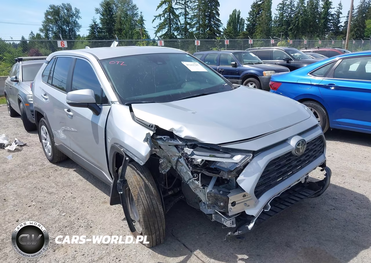 2025 Toyota Rav4 Le – zdjęcie 1 z 17