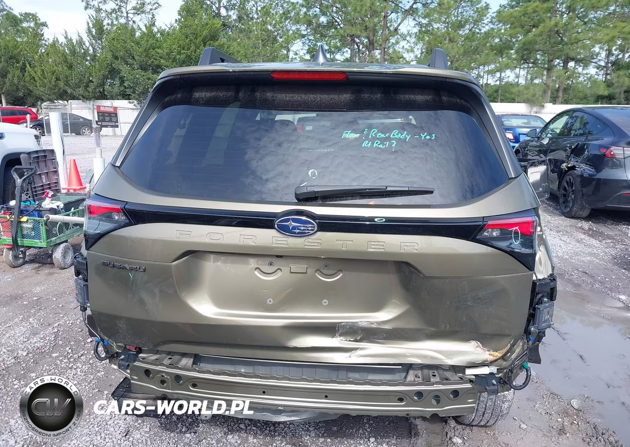 2025 Subaru Forester Premium VIN:JF2SLDDC0SH587379 - 17