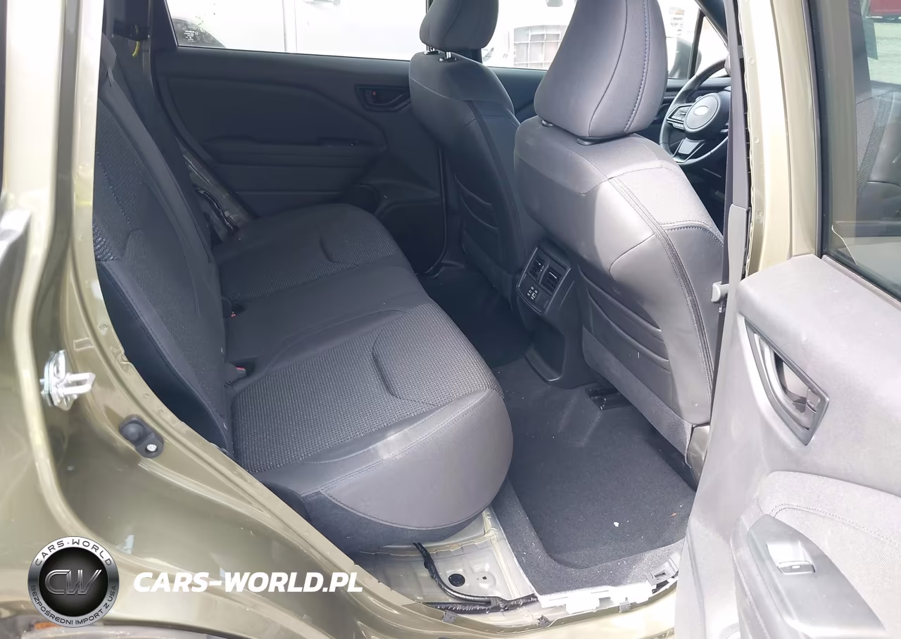 2025 Subaru Forester Premium VIN:JF2SLDDC0SH587379 - 8