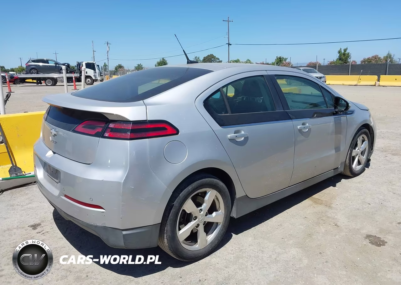 2013 Chevrolet Volt VIN:1G1RH6E49DU135340 - 4