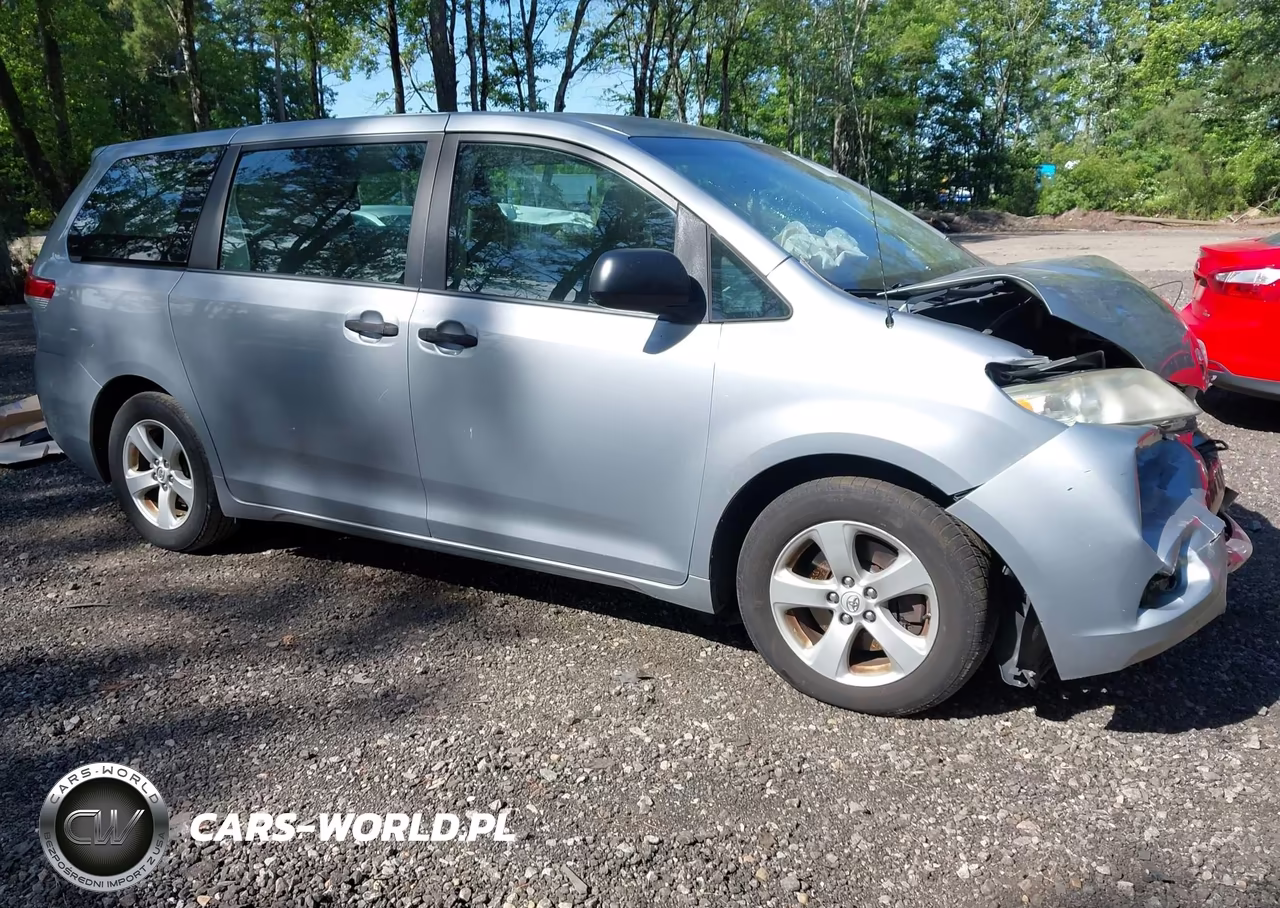 2014 Toyota Sienna L V6 7 Passenger – zdjęcie 1 z 16