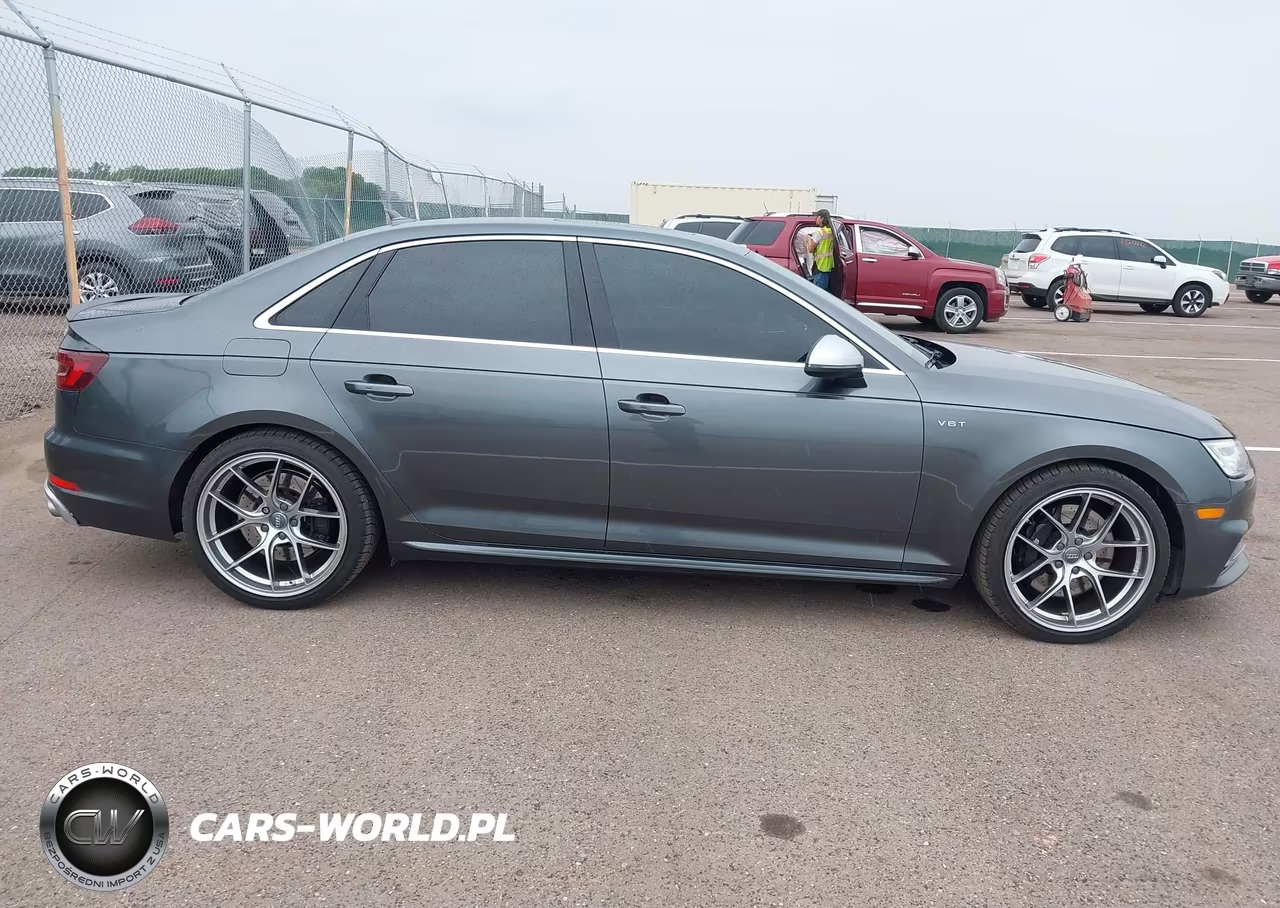 2018 Audi S4 3.0T Premium Plus VIN:WAUB4AF40JA128602 - 13