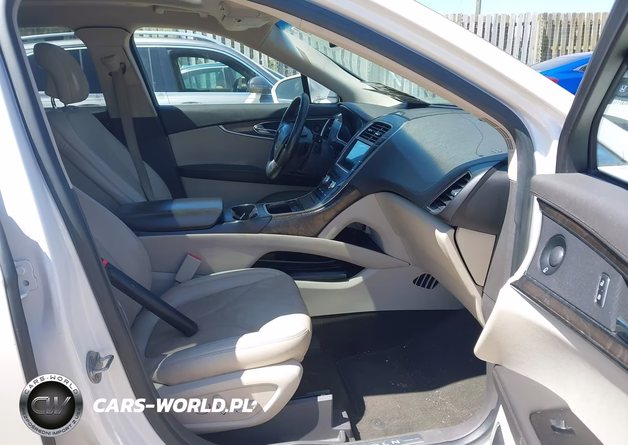 2019 Lincoln Nautilus Reserve VIN:2LMPJ8L99KBL58123 - 5