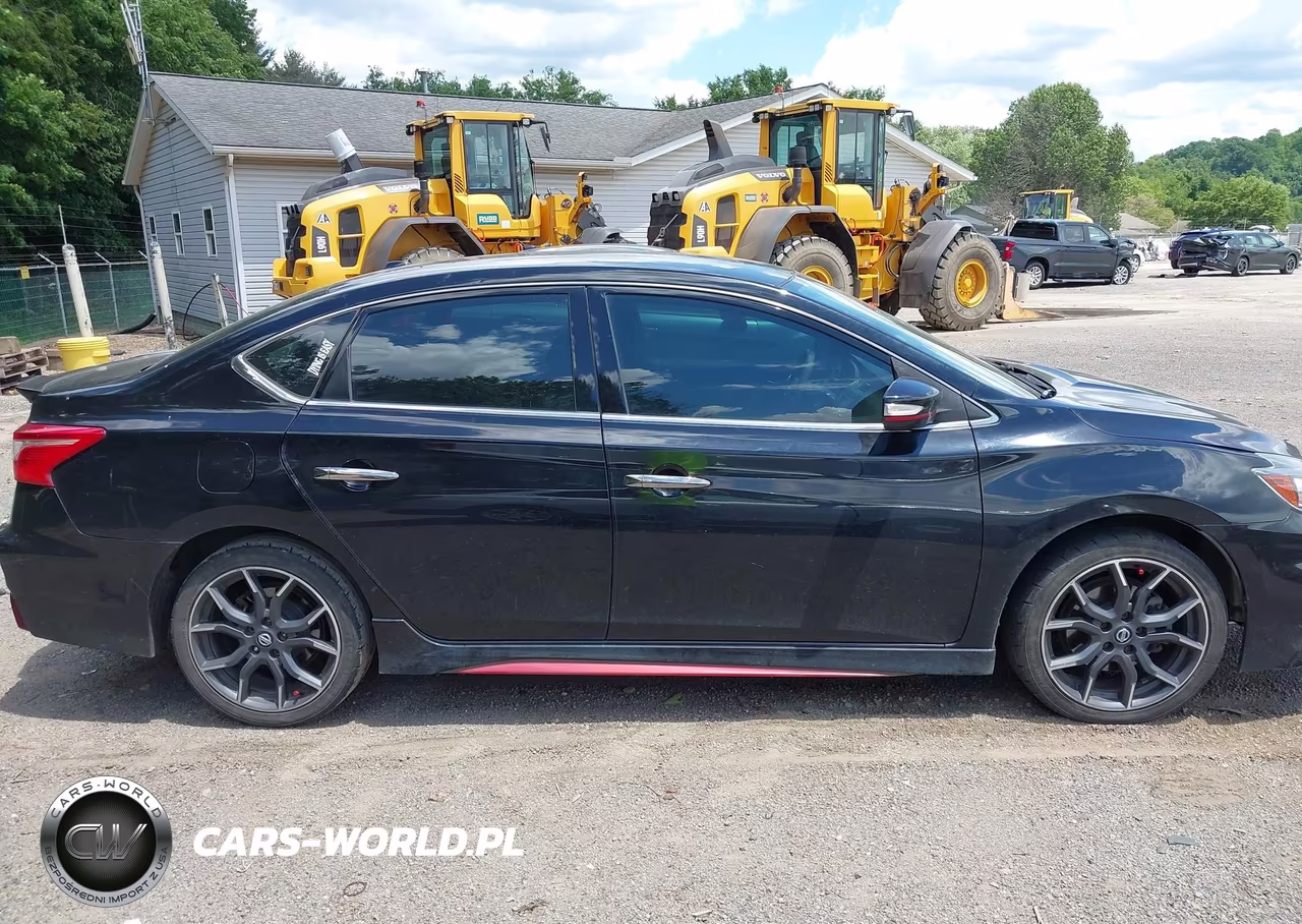 2017 Nissan Sentra Nismo VIN:3N1CB7AP0HY255666 - 14