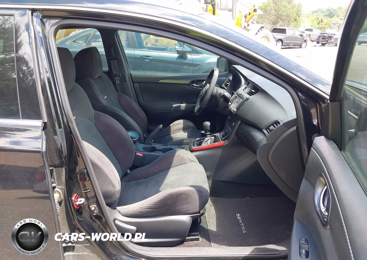 2017 Nissan Sentra Nismo VIN:3N1CB7AP0HY255666 - 5