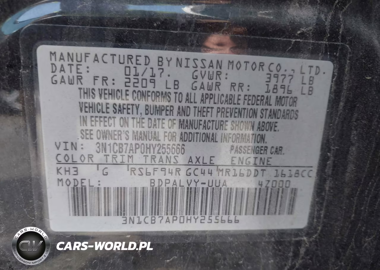 2017 Nissan Sentra Nismo VIN:3N1CB7AP0HY255666 - 9