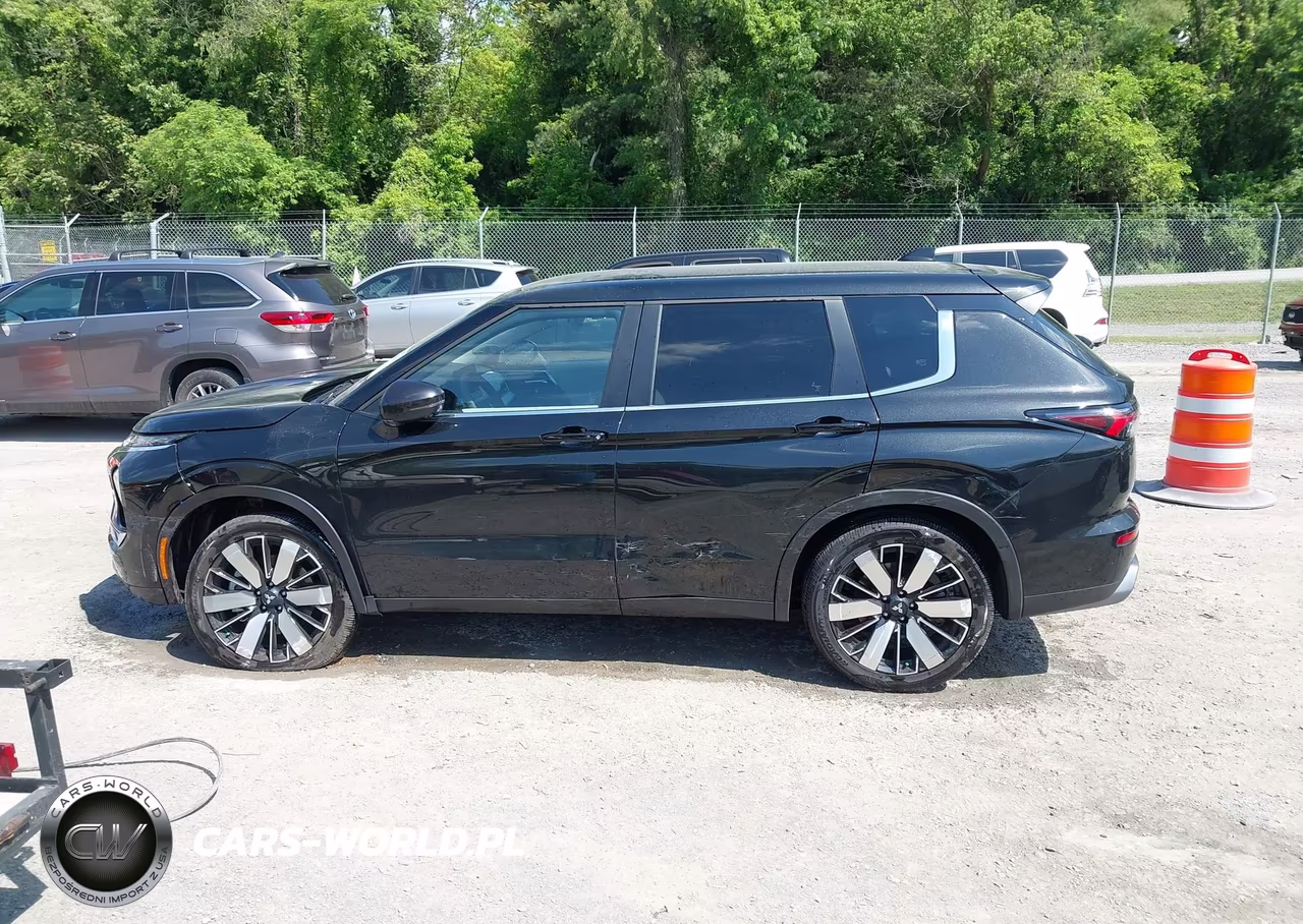 2025 Mitsubishi Outlander Se 2.5 S-Awc VIN:JA4J4VA87SZ023939 - 14