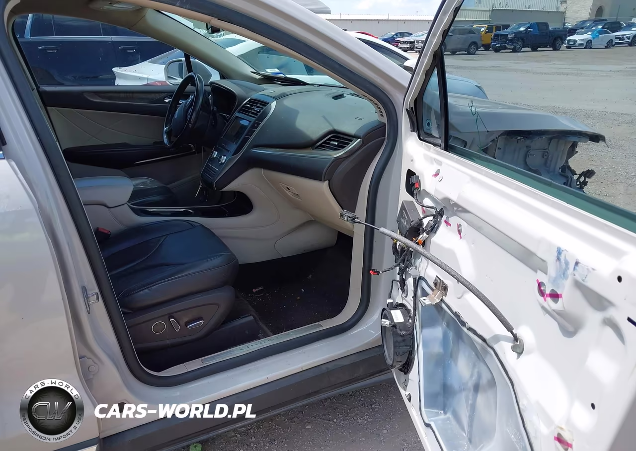 2019 Lincoln Mkc Reserve VIN:5LMCJ3D97KUL02717 - 5