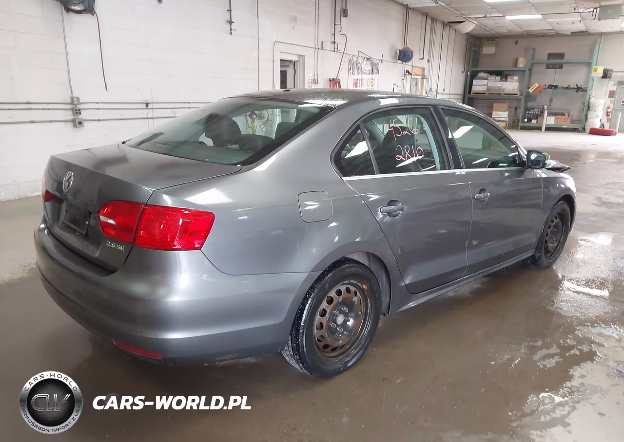 2013 Volkswagen Jetta 2.5L Se VIN:3VWDX7AJ3DM256159 - 4