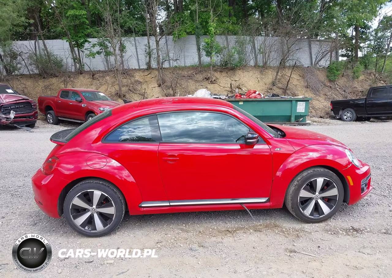 2014 Volkswagen Beetle 2.0T R-Line VIN:3VWVT7AT2EM613981 - 13