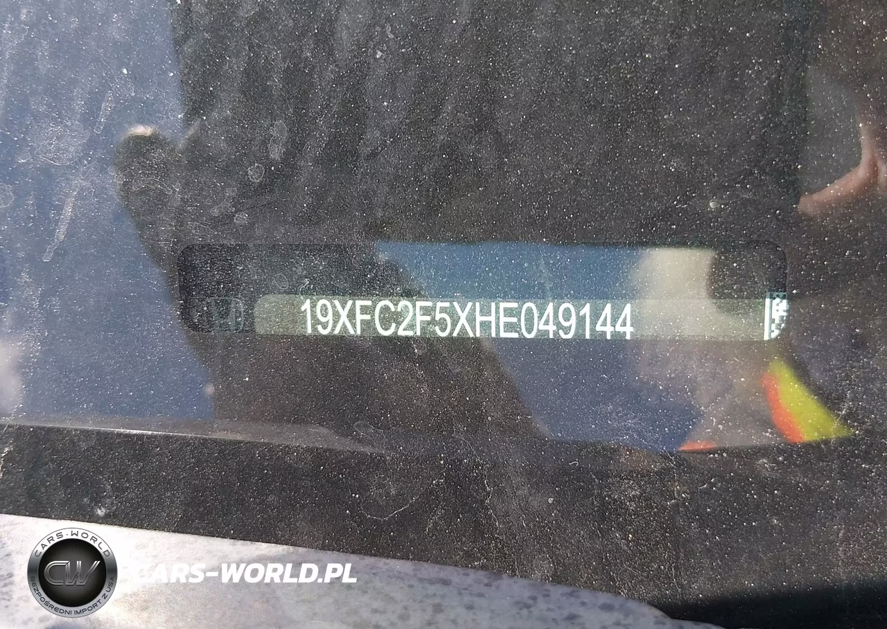 2017 Honda Civic Lx VIN:19XFC2F5XHE049144 - 9