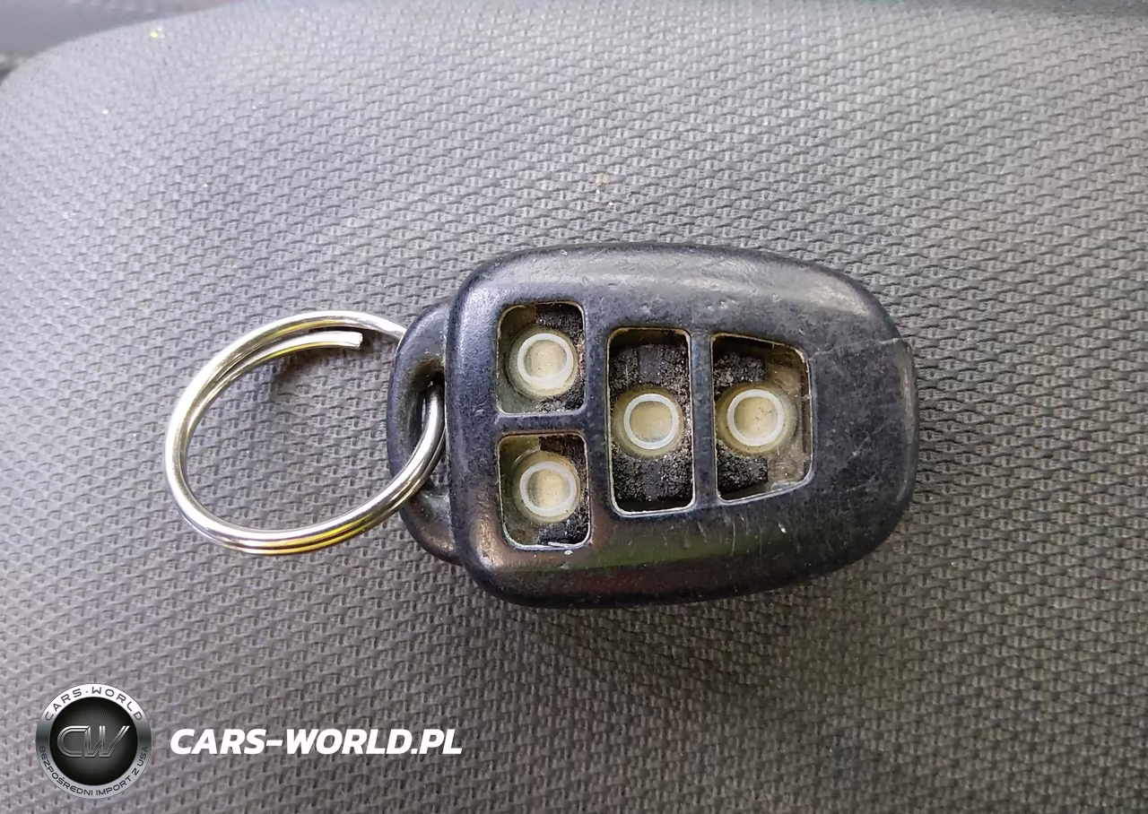 2018 Toyota Corolla Le VIN:5YFBURHE8JP821839 - 11