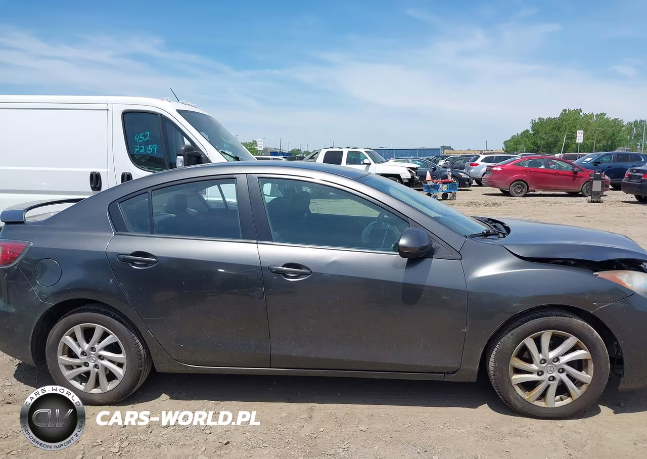 2012 Mazda Mazda3 I Touring VIN:JM1BL1V81C1648952 - 13