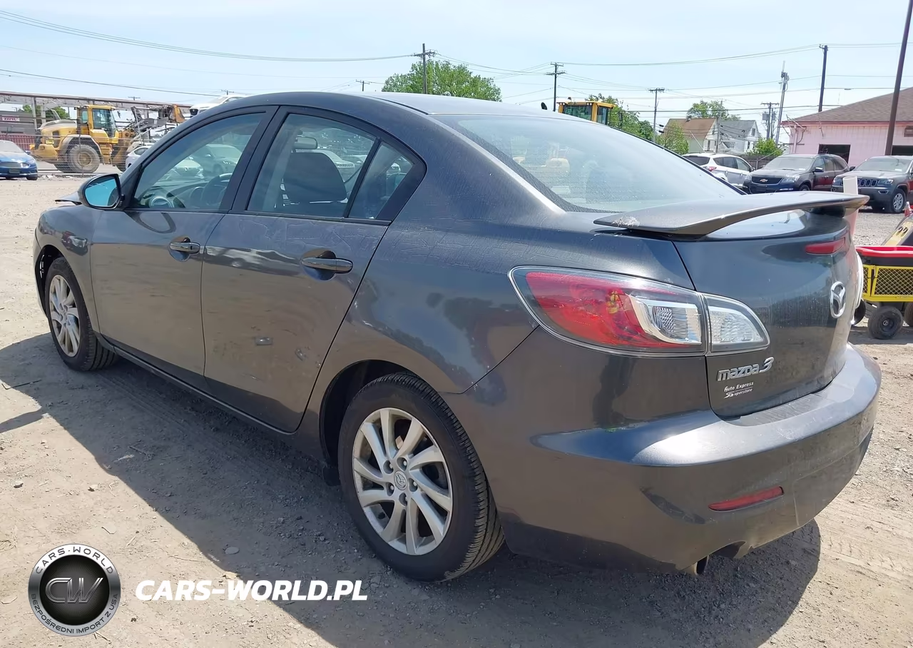 2012 Mazda Mazda3 I Touring VIN:JM1BL1V81C1648952 - 3